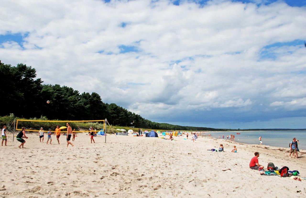 Ferienhaus Zum Boddenstrand Mit Ka Groß Zicker Exterior foto