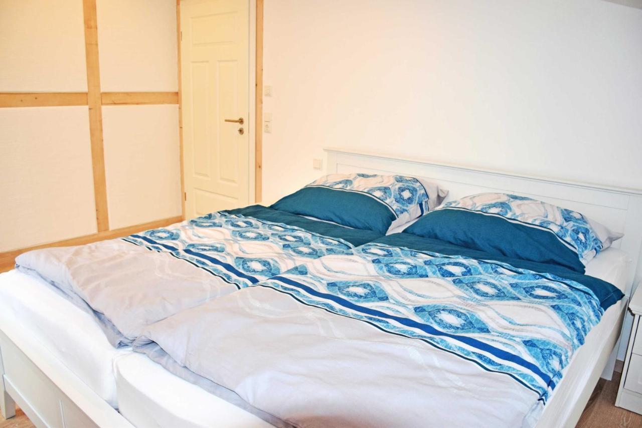 Ferienhaus Zum Boddenstrand Mit Ka Groß Zicker Exterior foto