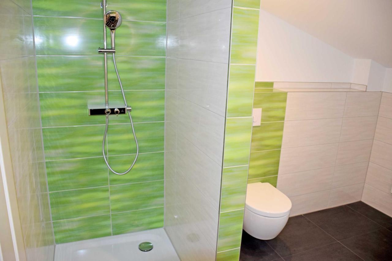 Ferienhaus Zum Boddenstrand Mit Ka Groß Zicker Quarto foto