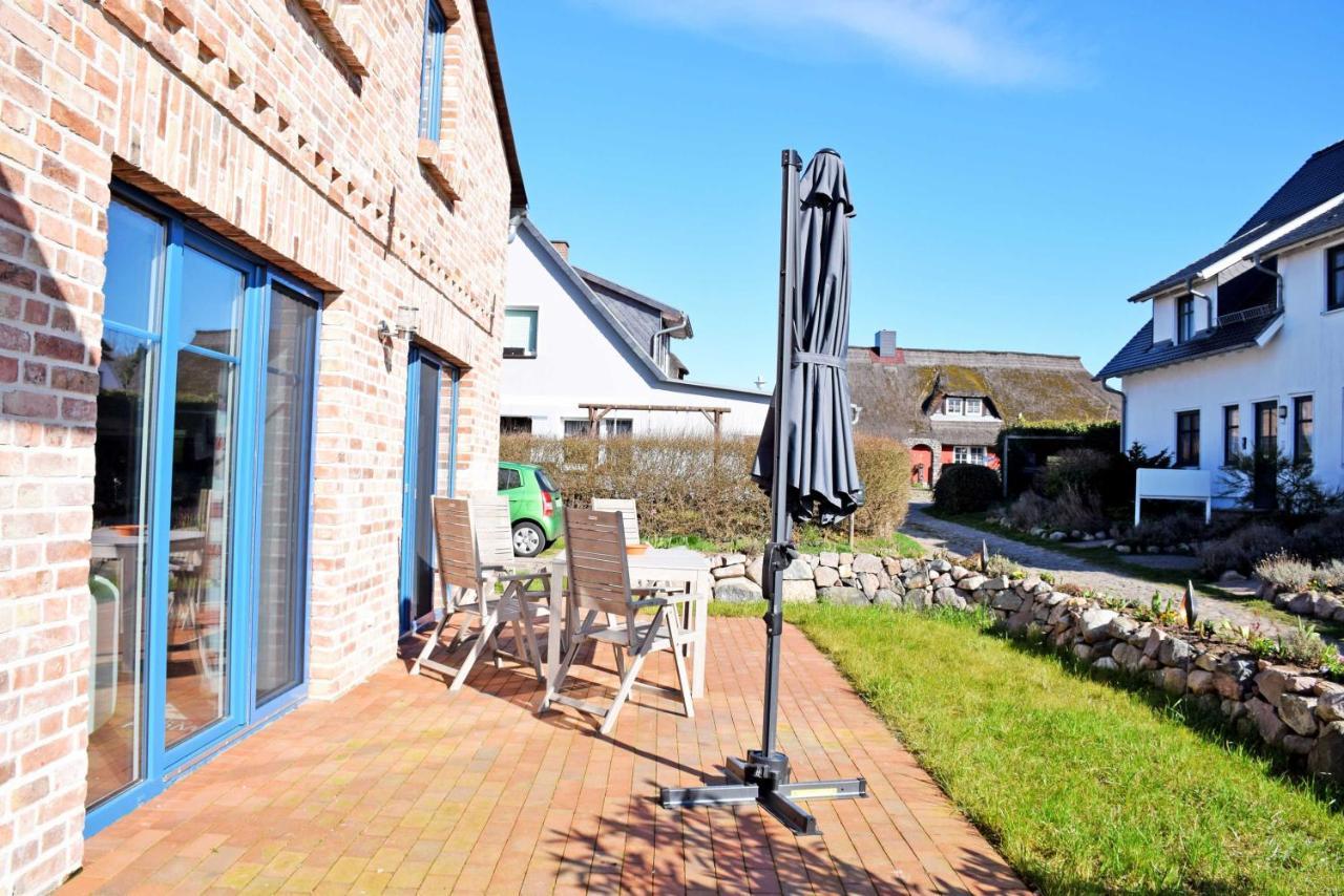 Ferienhaus Zum Boddenstrand Mit Ka Groß Zicker Exterior foto