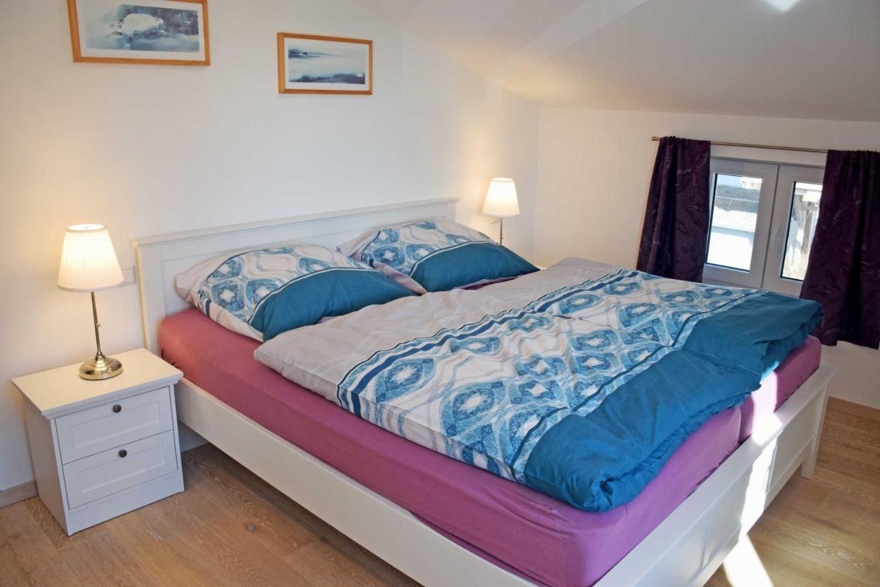 Ferienhaus Zum Boddenstrand Mit Ka Groß Zicker Exterior foto